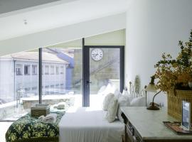 Casa Matriz Séc. XVI | Double or Twin w/ balcony, hotel en Penafiel