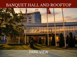 Bellevue Park Hotel Riga with FREE Parking, hotell i Rīga