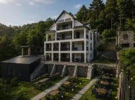 Lake side Dilijan