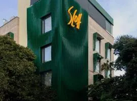 Sloh Hotel & Bar Manila Medellin