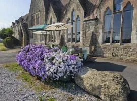 The Schoolhouse Hotel
