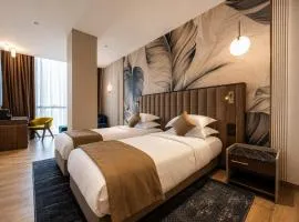 Hotel Supreme