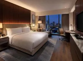 Hotel Platinum Square
