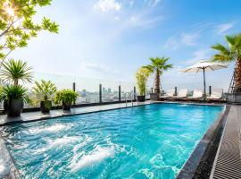 MAY DE VILLE Crown Hotel, hotel a Hanoi