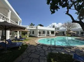 M & H Boutique Hotel