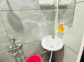 Hotel Nandan 200 Mtr From Ram Mandir