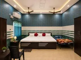 Shree Ram Mandir 500m Walk - Atharav Palace