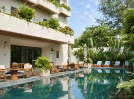 Iconic Long Hai Hotel