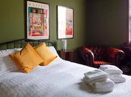 Cheshire Yeoman - Station Hotel