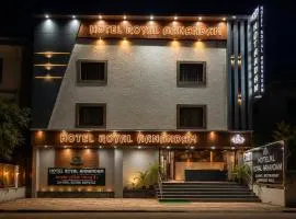 Hotel Royal Aanandam