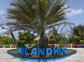Sandha Co living & Shared spaces โรงแรมในMilandu