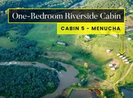 Waterhoek Guest Farm, hotel in Mooirivier