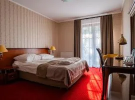 Hotel - Dworek Tryumf