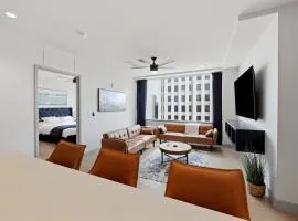 175 LEX - Walkable Downtown Lexington & Rupp Arena - Full Condos