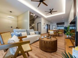 La Ferringhi Villa - 5 Bedroom Bungalows by ALV, hotel a Batu Ferringhi