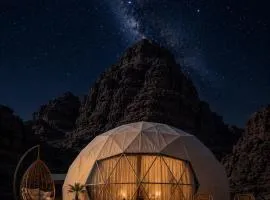 RUM STAR lUXURY CAMP