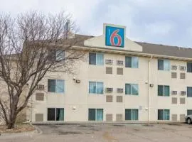 Motel 6