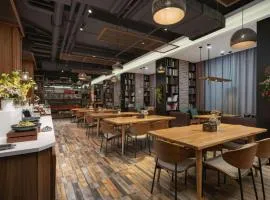 James Joyce Coffetel Tianjin Railway Station Jinshiqiao Metro Station Branch