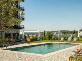 Golden Tulip Hotel & Rooftop Martigues Provence