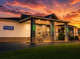 Travelodge by Wyndham Rapid City - Black Hills
