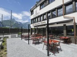 Hotel Safiro