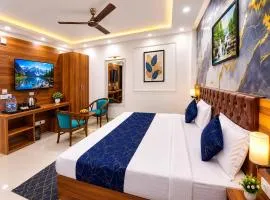Hotel SkyB'mount Plaza Near IGI Delhi Airport - Free Airport Pickup & Drop