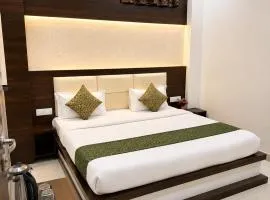 Hotel Prime Taj of Star - #Fully AC Rooms #5 Min Drive to Taj mahal East Gate
