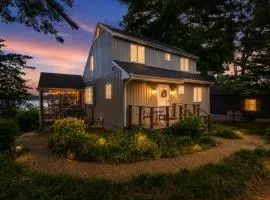 River Refresh - Waterfront with Spa on Placid Bay Luxury Vacation Rental by B Michaels Escapes