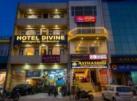 Hotel Devine Opp Jubilee Walk Mall & Near Gurdwara Sohana