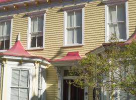 Barksdale House Inn, hotel v destinaci Charleston