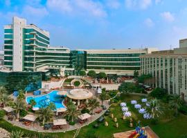 Foto di Hotel: Millennium Airport Hotel Dubai