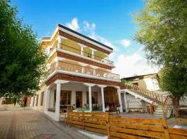 Hotel Karakoram