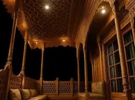 Floating Luxury Group Of Houseboats