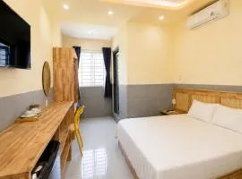 De Rivé Homestay - Bến Ninh Kiều