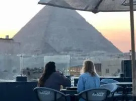 Priince Pyramids iNN Hotel