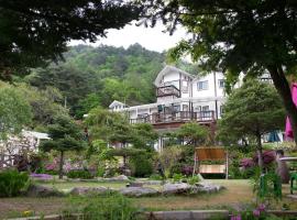 Gambaran Hotel: Starvill Pension