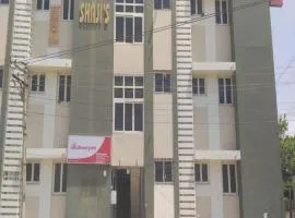 Aishwaryam Hotels & service Apartment
