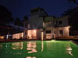 La Petite Boutique Hotel with Pool Near Beach and Airport