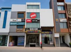 Super Collection O by OYO Patiala Road Crossway Zirakpur Formerly Lavish