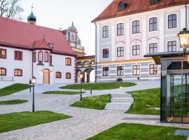 Fotos de Hotel: Hotel Schloss Leitheim