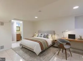 Superb 6 bedroom House in Arlington Minutes to DC and Pentagon