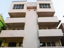 Townhouse Hatia Railway Station Formerly Laxmi Guest House