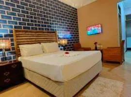 Paradiso Hotel