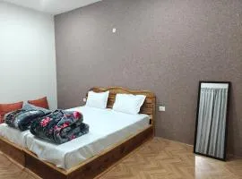 Loachan Residency
