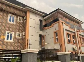 Kelvin Cameo Resort Hotel
