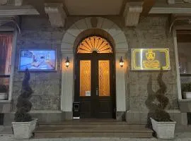 Hotel Antique - free private parking