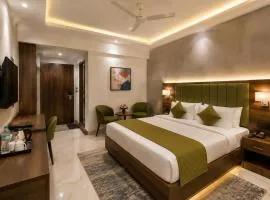 Hotel Smart Nova Inn Near-Delhi Airport & Free Airport pickup & Drop