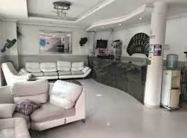 hotel esmeralda Baq inn