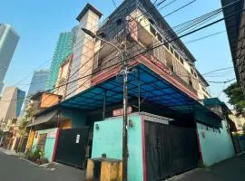 Collection O near Taman Semanggi formerly Mulia Residence