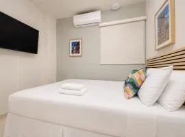Room 10: Cozy Urban Hideaway in Arts District